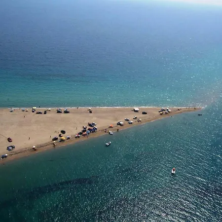 Elena's Nea Michaniona